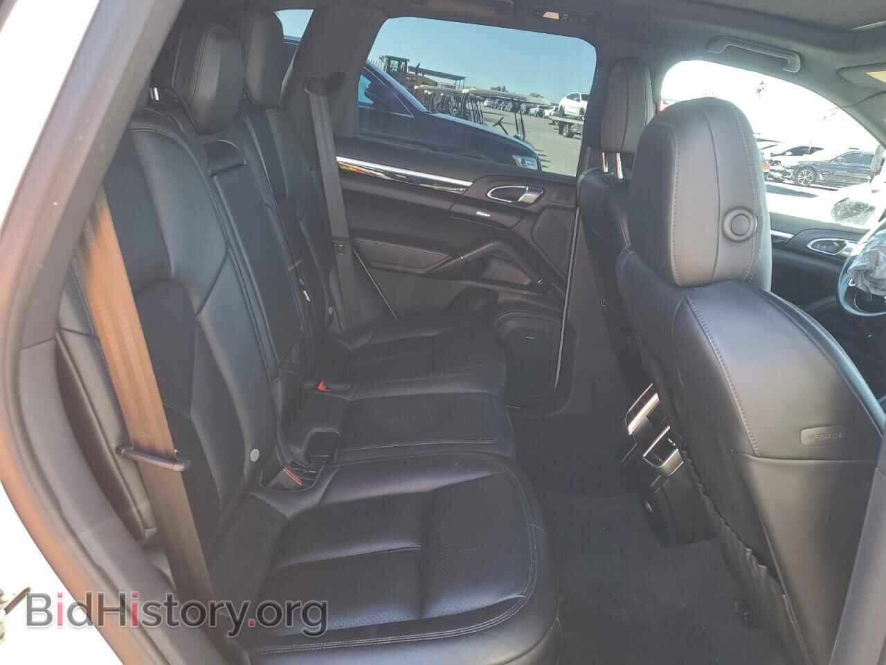 2016 PORSCHE CAYENNE - VIN: WP1AE2A25GLA18227 - Фото 11