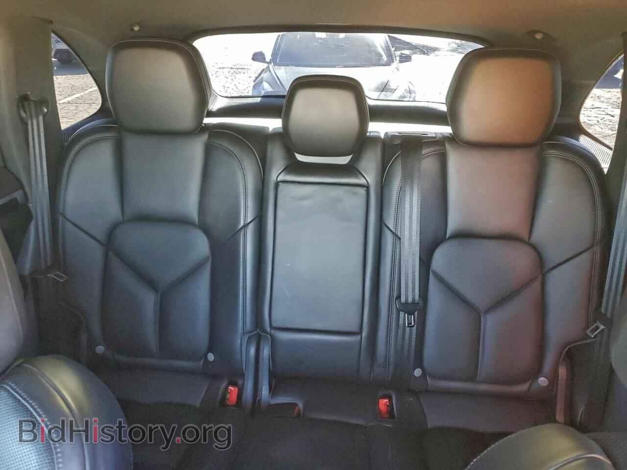 2016 PORSCHE CAYENNE - VIN: WP1AE2A25GLA18227 - Фото 10