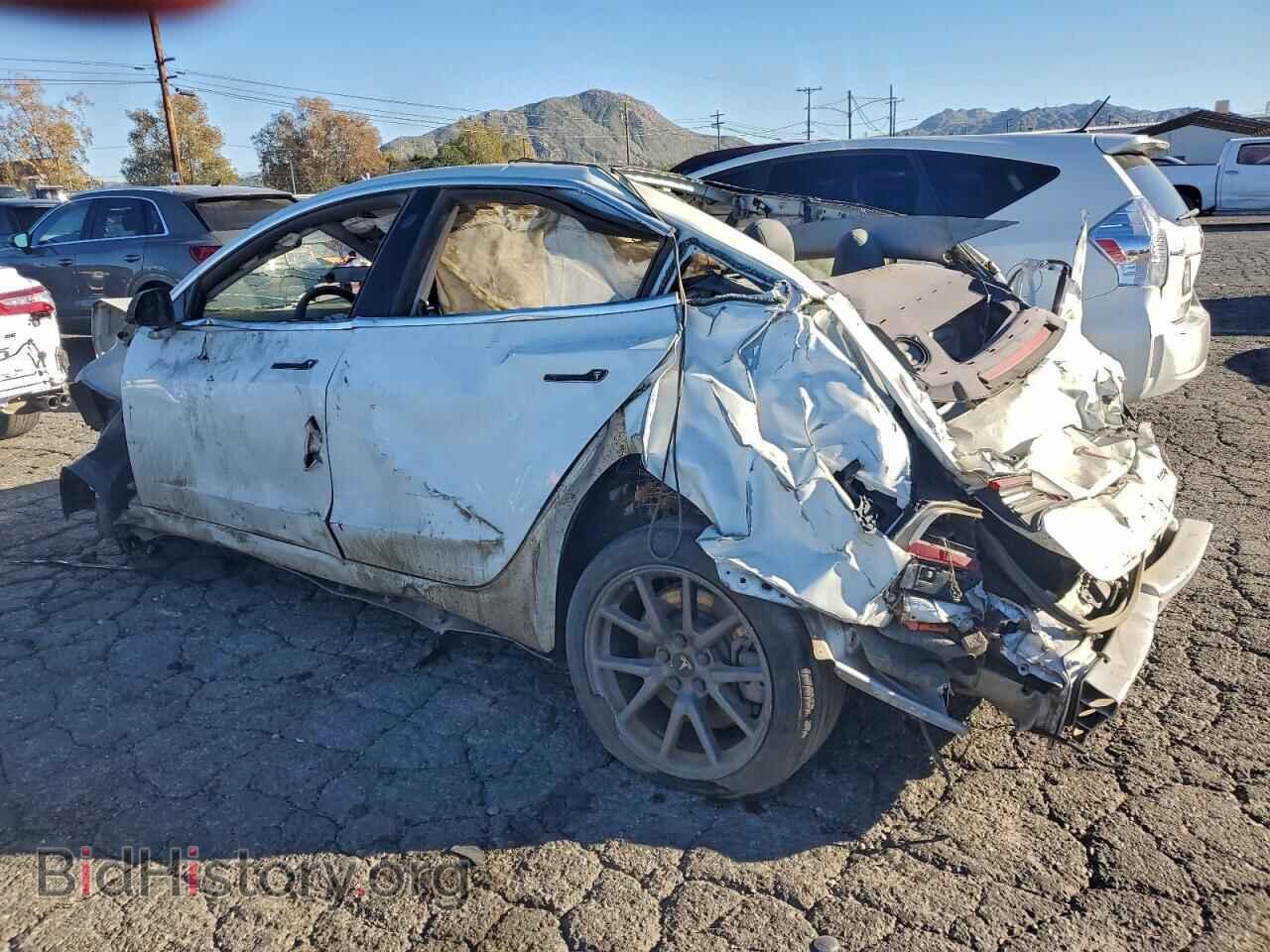 2018 TESLA MODEL 3 - VIN: 5YJ3E1EB0JF092342 - Photo 2