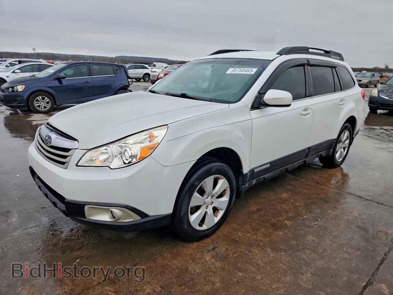 Photo 4S4BRCCC8B3433844 - SUBARU OUTBACK 2011
