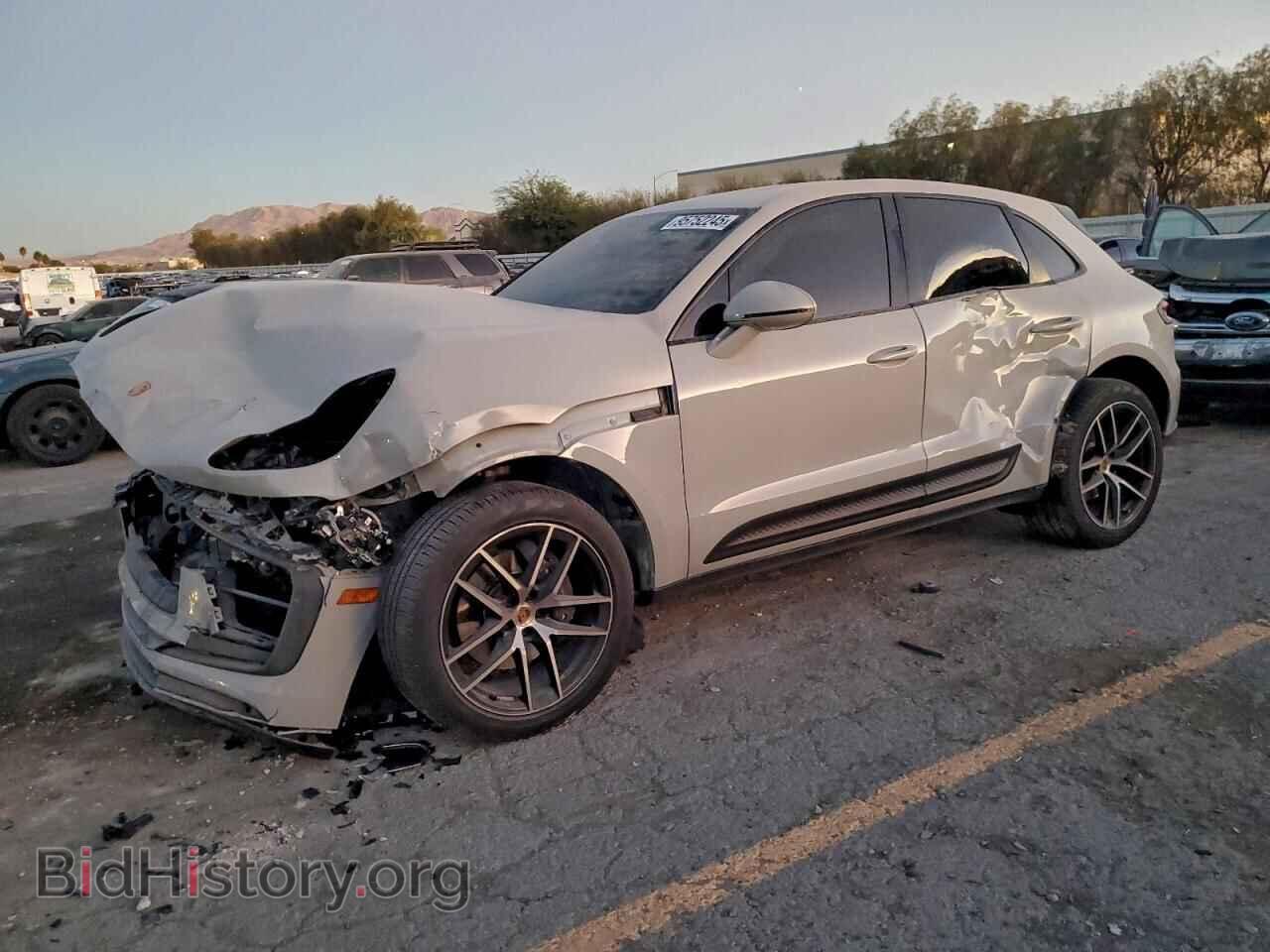 Фотография WP1AA2A5XPLB20807 - PORSCHE MACAN BASE 2023