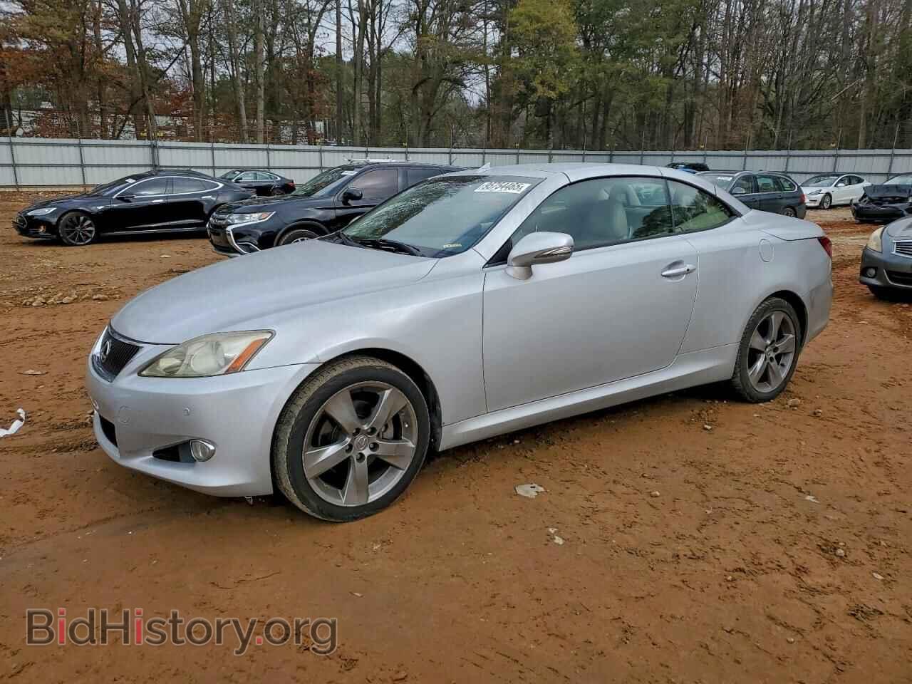 Photo JTHFF2C2XA2513987 - LEXUS IS 2010