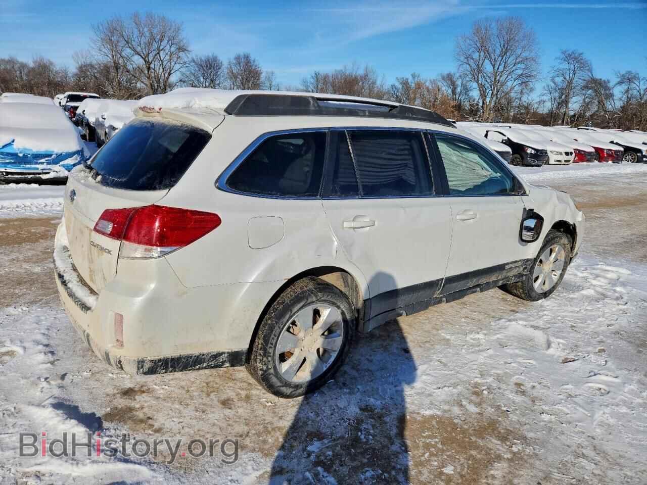 2011 SUBARU OUTBACK - VIN: 4S4BRCCC7B3412581 - Фото 3