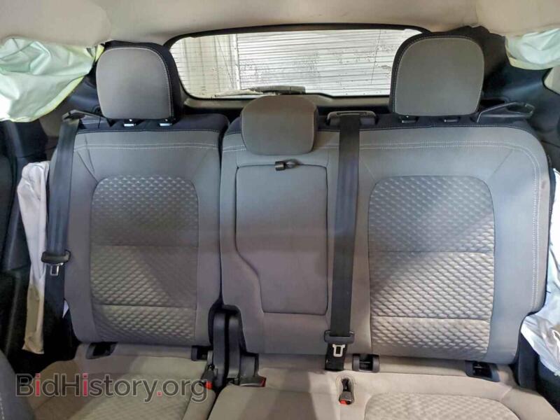 2020 Ford ESCAPE (VIN 1FMCU9G62LUA20078) — photo 10 of 15