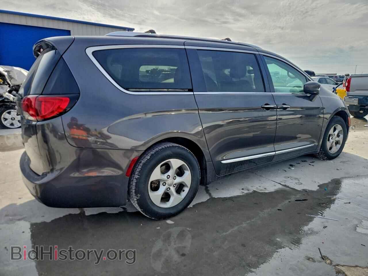 2017 CHRYSLER PACIFICA - VIN: 2C4RC1EG0HR578725 - Фото 3