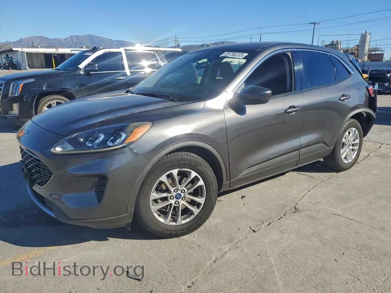 Photo 1FMCU0G67LUA11341 - FORD ESCAPE 2020