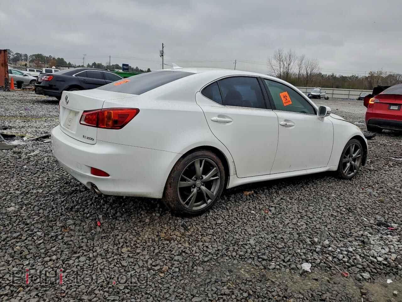 2010 LEXUS IS - VIN: JTHBF5C29A2094689 - Photo 3