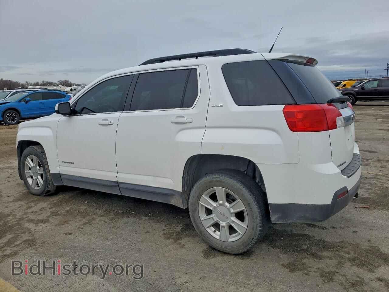 2010 GMC TERRAIN - VIN: 2CTALDEWXA6237091 - Photo 2