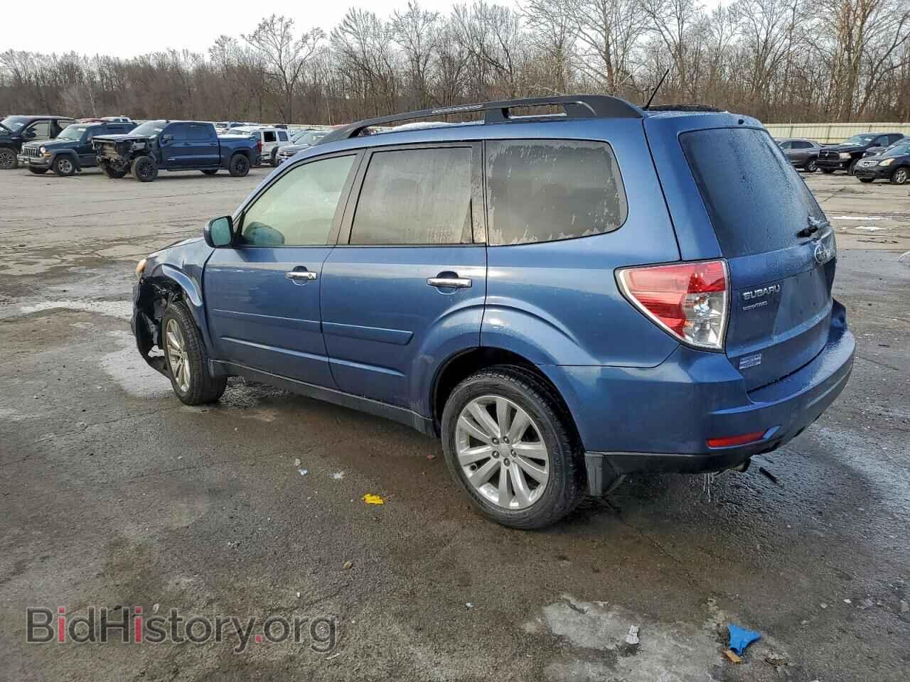 2011 SUBARU FORESTER - VIN: JF2SHAEC2BH738673 - Фото 2