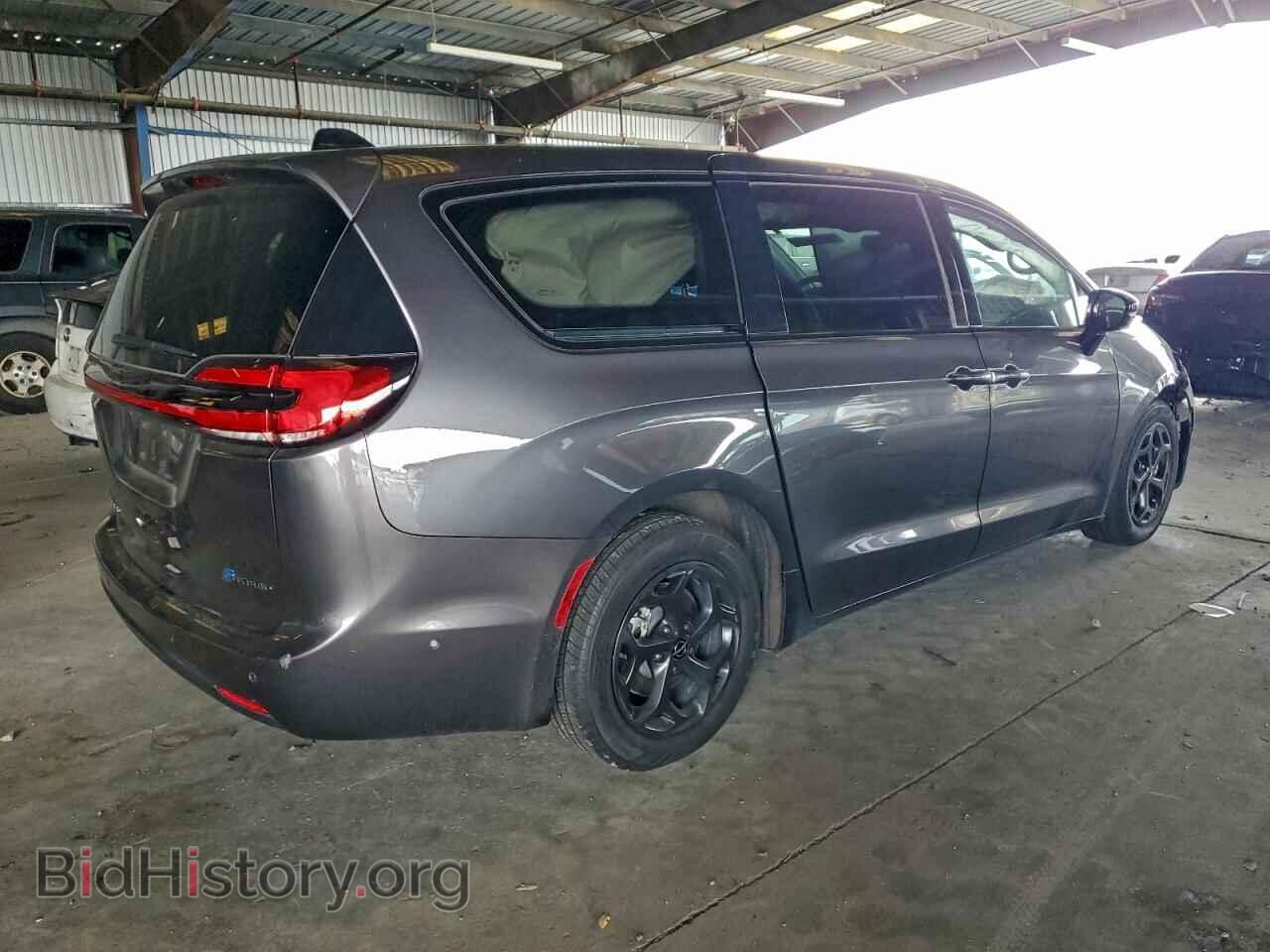 2023 CHRYSLER PACIFICA - VIN: 2C4RC1S79PR580136 - Фото 3