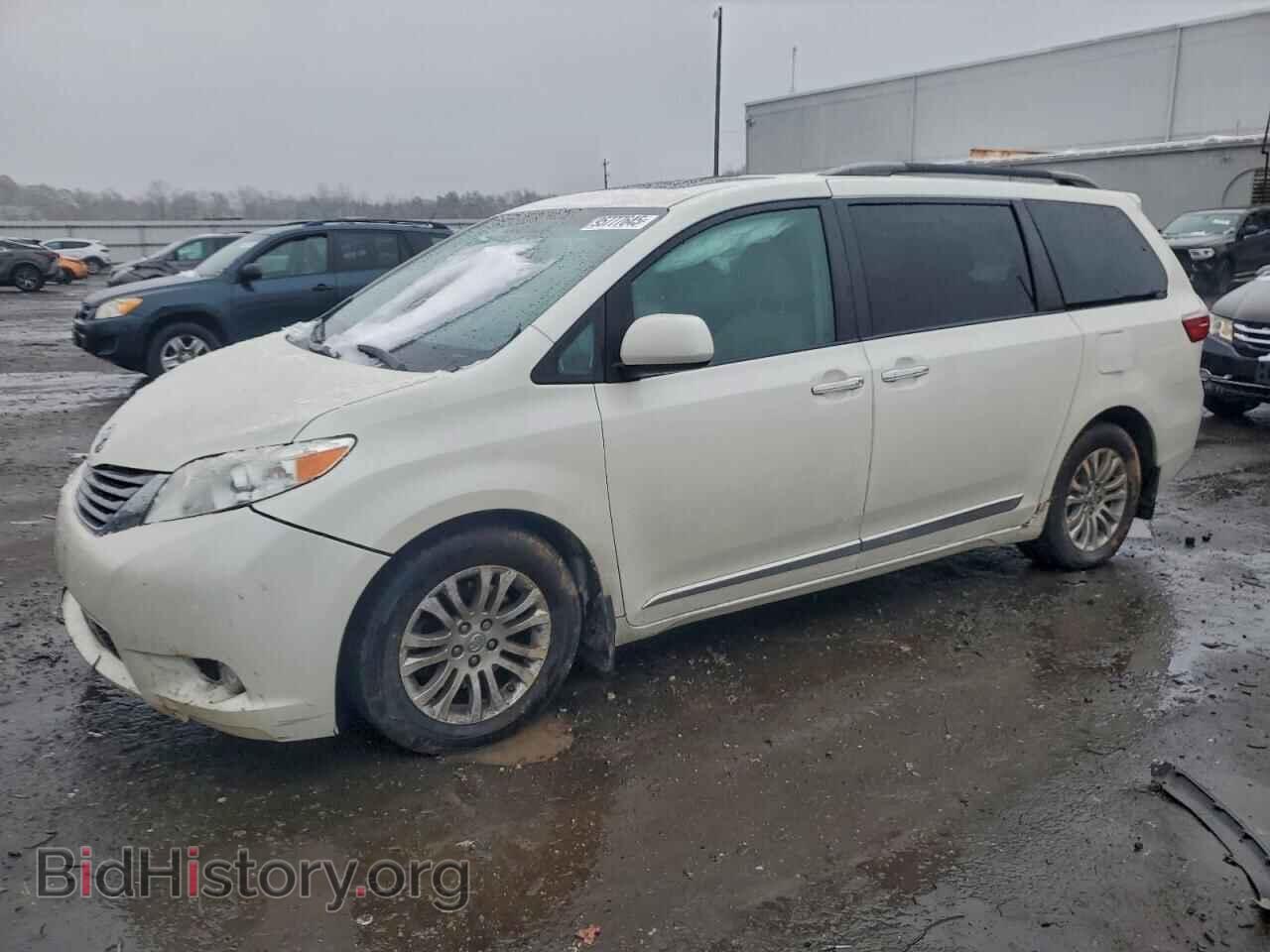 Photo 5TDYZ3DC3HS767414 - TOYOTA All Models 2017