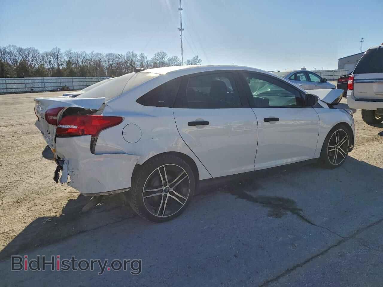 2016 FORD FOCUS - VIN: 1FADP3E20GL251852 - Фото 3