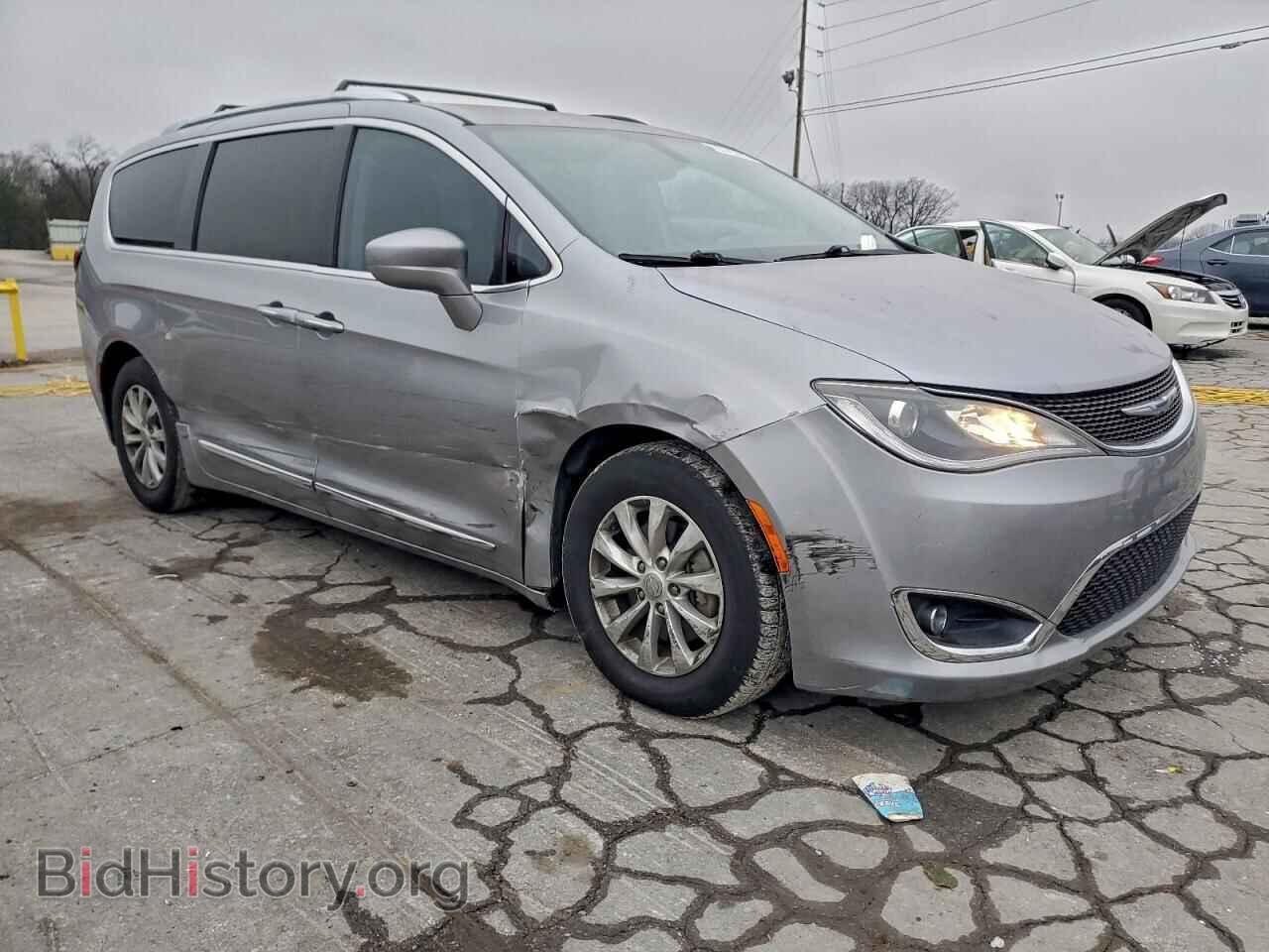 2019 CHRYSLER PACIFICA - VIN: 2C4RC1BG2KR554342 - Photo 4