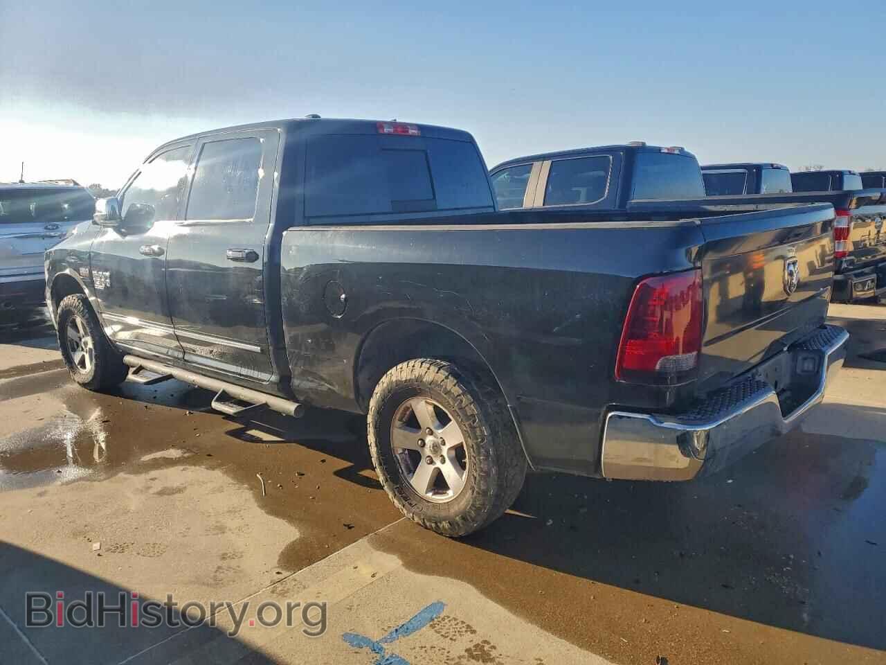 2019 RAM 1500 - VIN: 1C6RR6TT9KS525661 - Фото 2