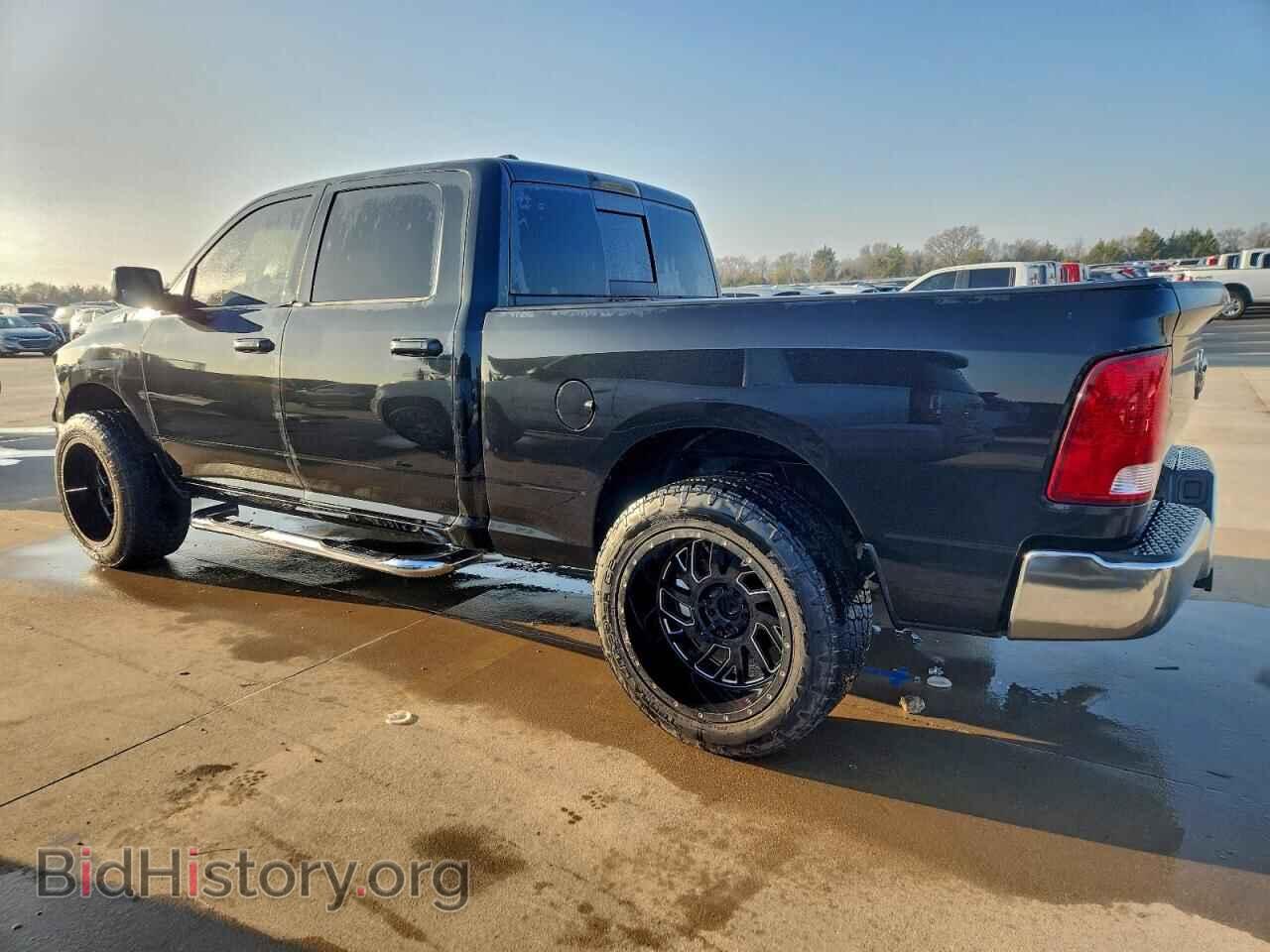 2019 RAM 1500 - VIN: 1C6RR6TT0KS584811 - Фото 2