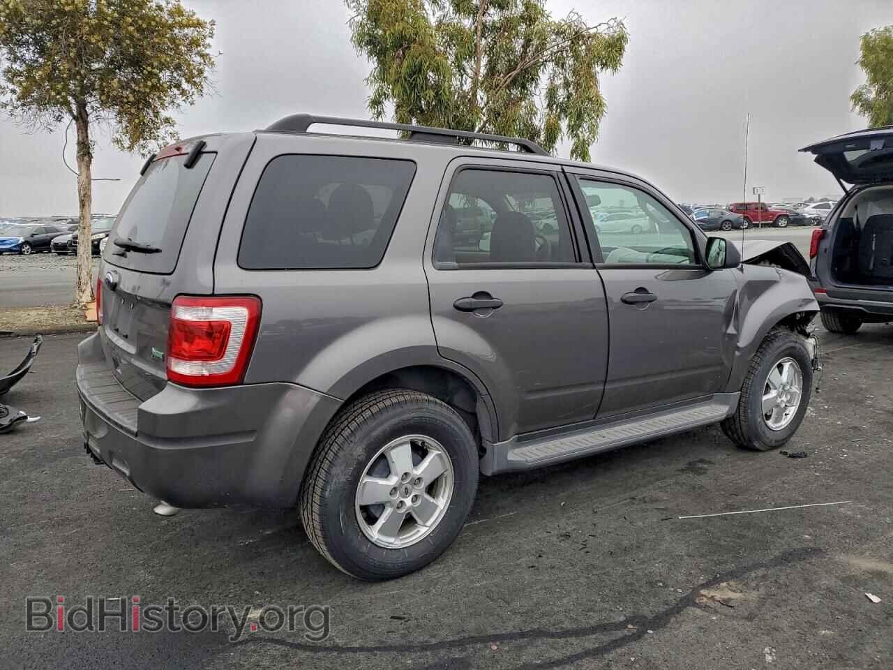 2011 FORD ESCAPE - VIN: 1FMCU0DG1BKB25598 - Фото 3