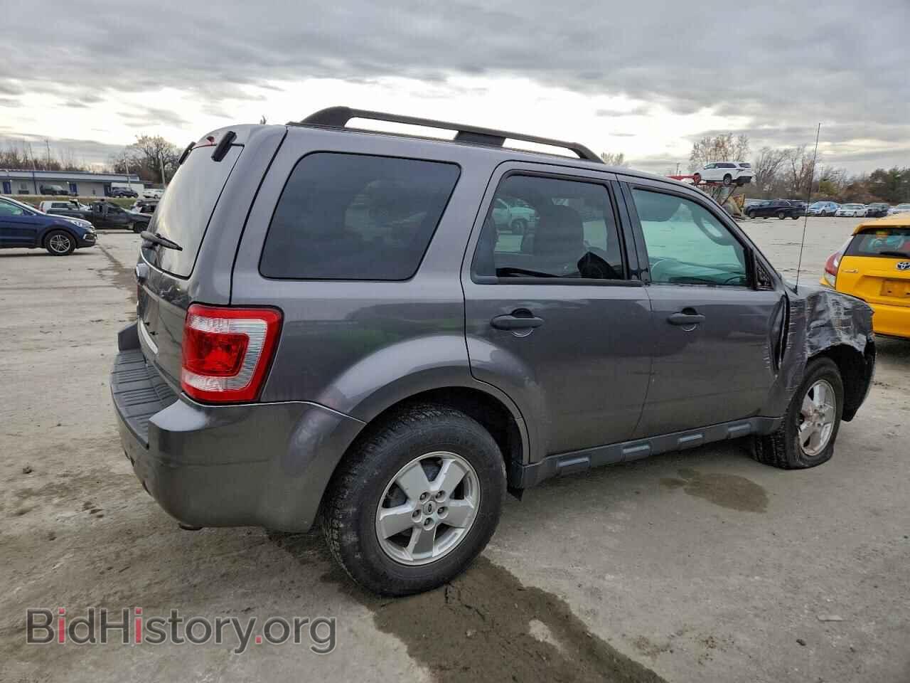 2011 FORD ESCAPE - VIN: 1FMCU0D72BKB60134 - Фото 3