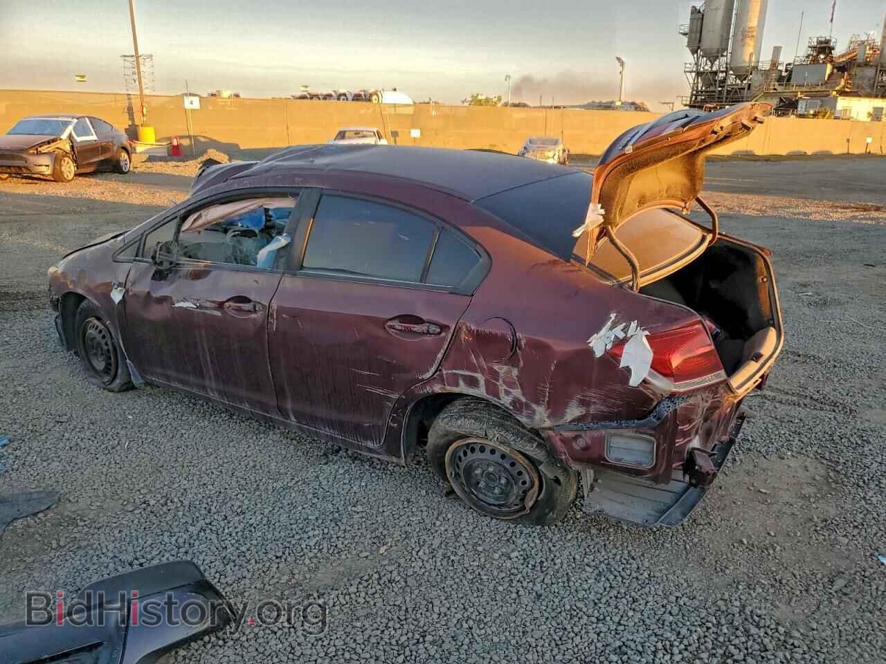 2013 HONDA CIVIC - VIN: 19XFB2F58DE060785 - Фото 2