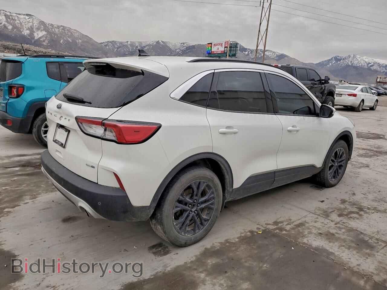 2020 FORD ESCAPE - VIN: 1FMCU9H69LUA34526 - Фото 3