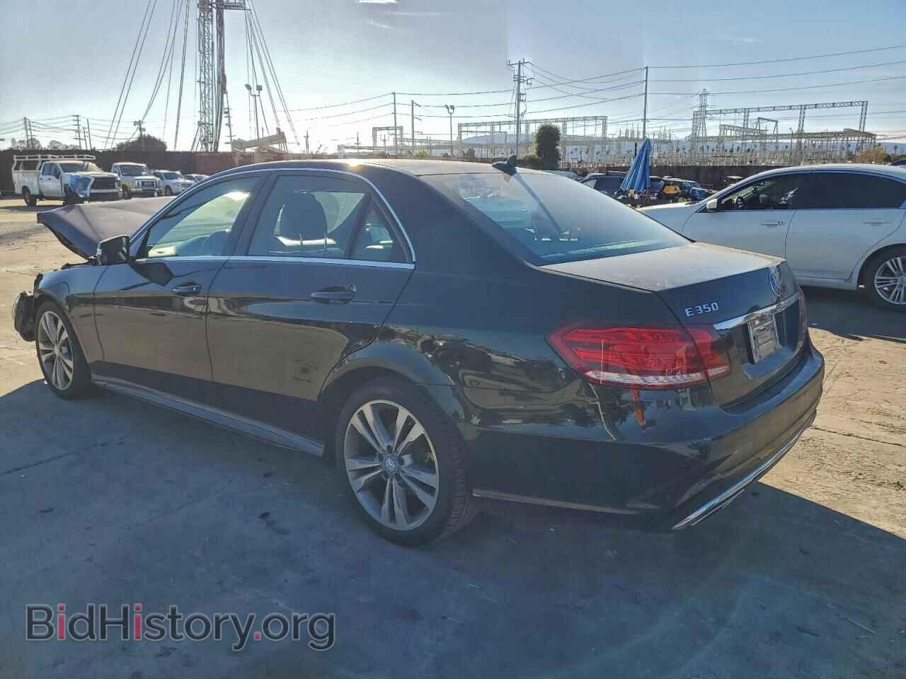 2014 MERCEDES-BENZ E-CLASS - VIN: WDDHF5KB0EA964411 - Фото 2