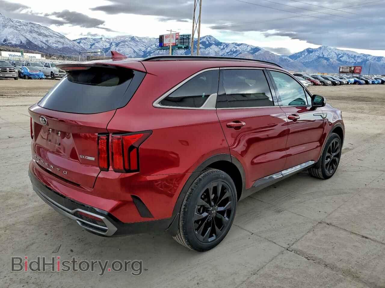 2021 KIA SORENTO - VIN: 5XYRKDLF3MG031493 - Фото 3