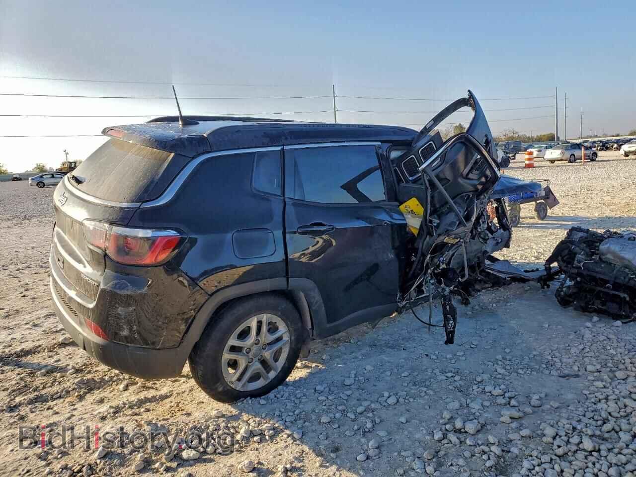 2019 JEEP COMPASS - VIN: 3C4NJCAB1KT809260 - Фото 3