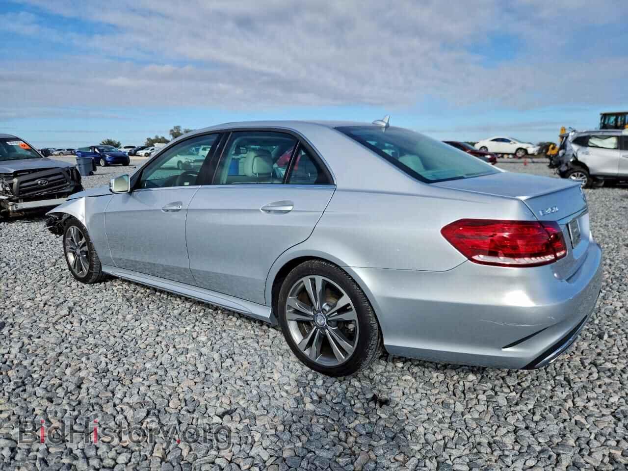 2014 MERCEDES-BENZ E-CLASS - VIN: WDDHF5KB7EA893420 - Фото 2
