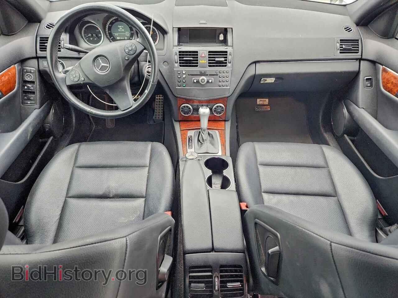 2011 MERCEDES-BENZ C-CLASS - VIN: WDDGF5EB3BR174038 - Фото 8