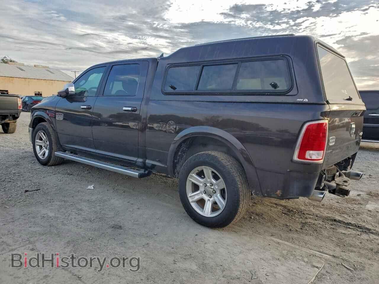 2017 RAM 1500 - VIN: 1C6RR7WM4HS572308 - Фото 2