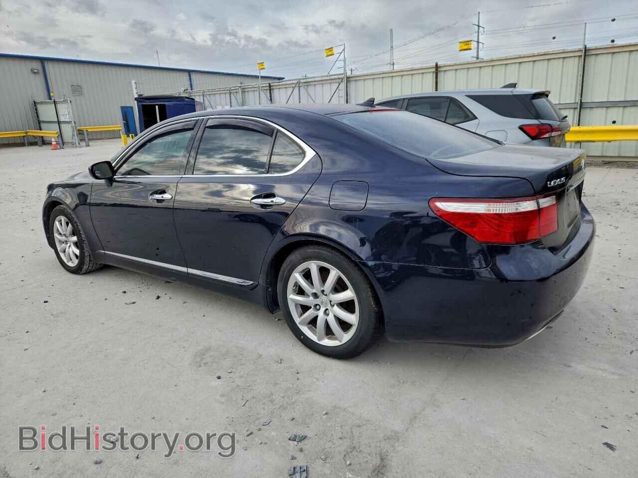2008 LEXUS LS460 - VIN: JTHBL46F385060726 - Photo 2