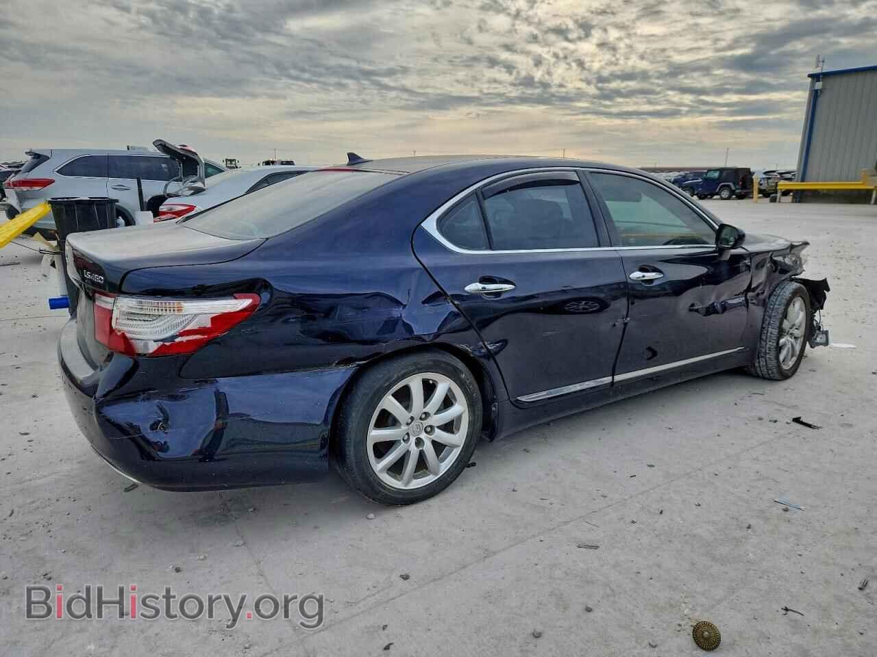 2008 LEXUS LS460 - VIN: JTHBL46F385060726 - Photo 3
