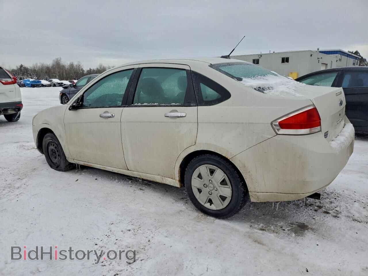 2009 FORD FOCUS - VIN: 1FAHP35N19W204195 - Фото 2