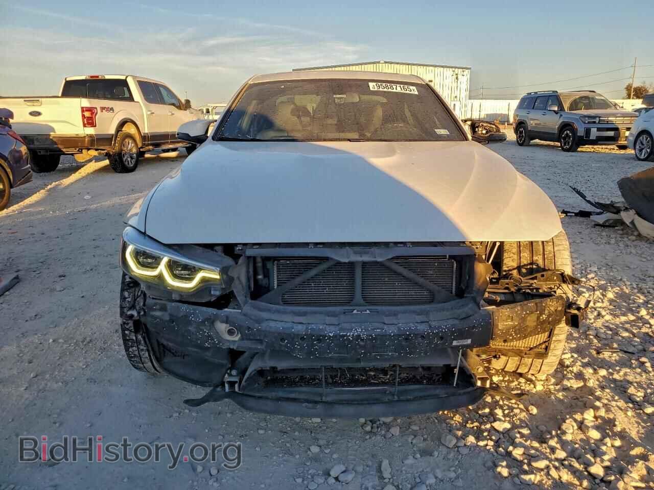 2018 BMW M3 - VIN: WBS8M9C56J5L00819 - Photo 5