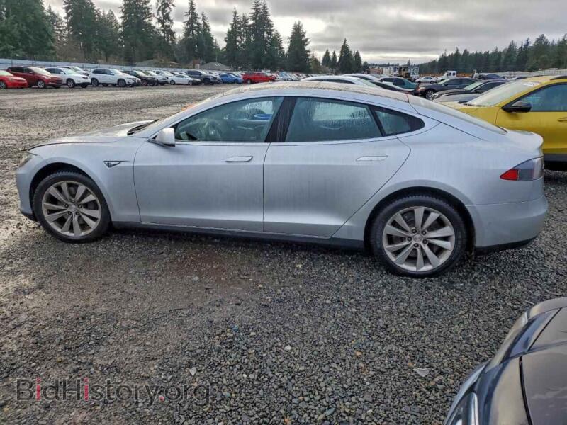 2016 Tesla MODEL S (VIN 5YJSA1E16GF126713) — фото 2 из 12