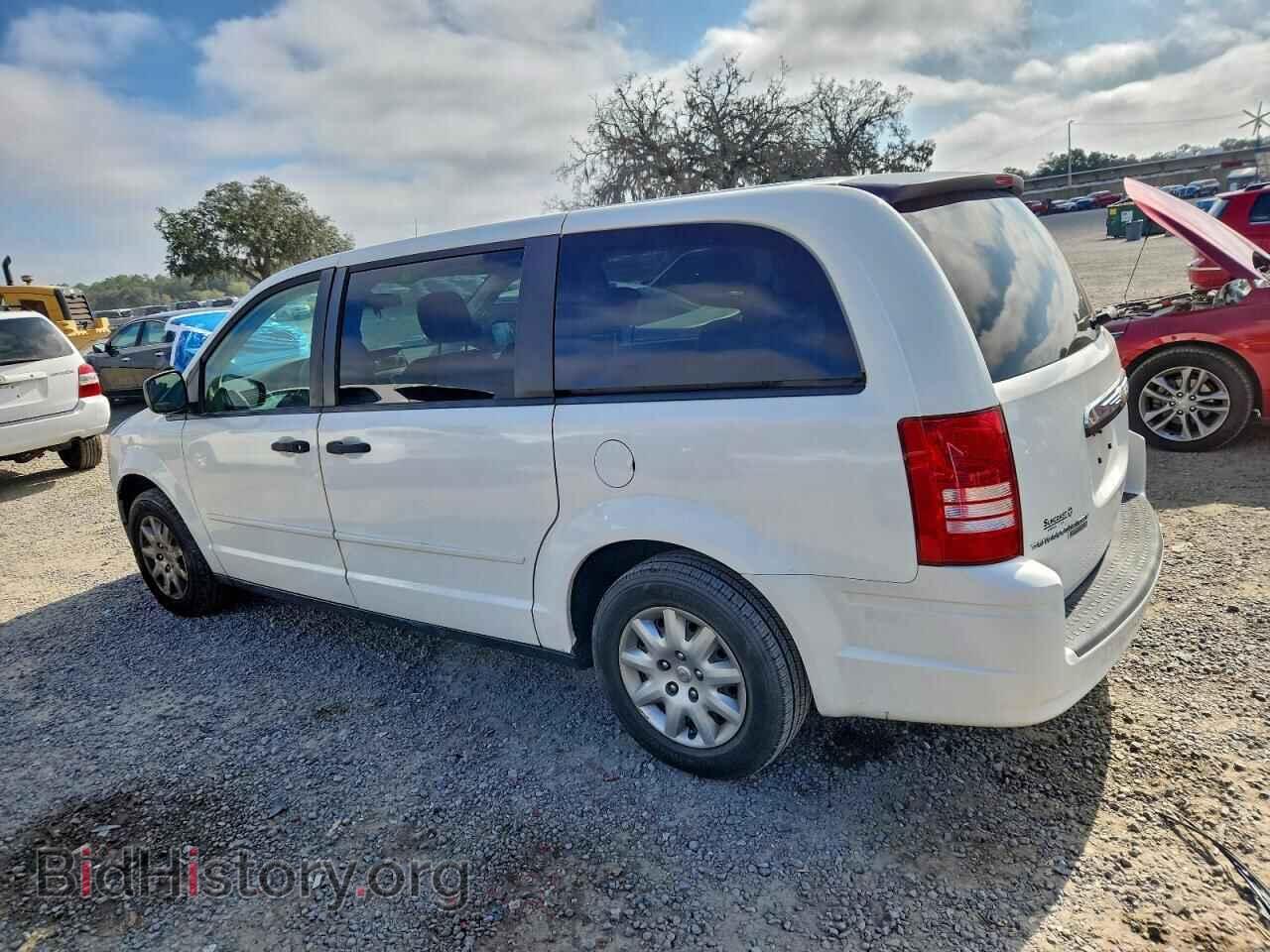 2008 CHRYSLER MINIVAN - VIN: 2A8HR44H38R672838 - Фото 2