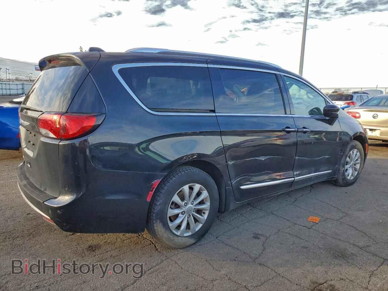 2019 CHRYSLER PACIFICA - VIN: 2C4RC1BG3KR751388 - Photo 3