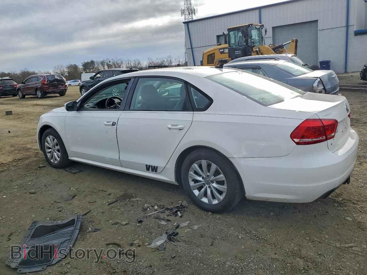 2015 VOLKSWAGEN PASSAT - VIN: 1VWAT7A37FC010803 - Фото 2