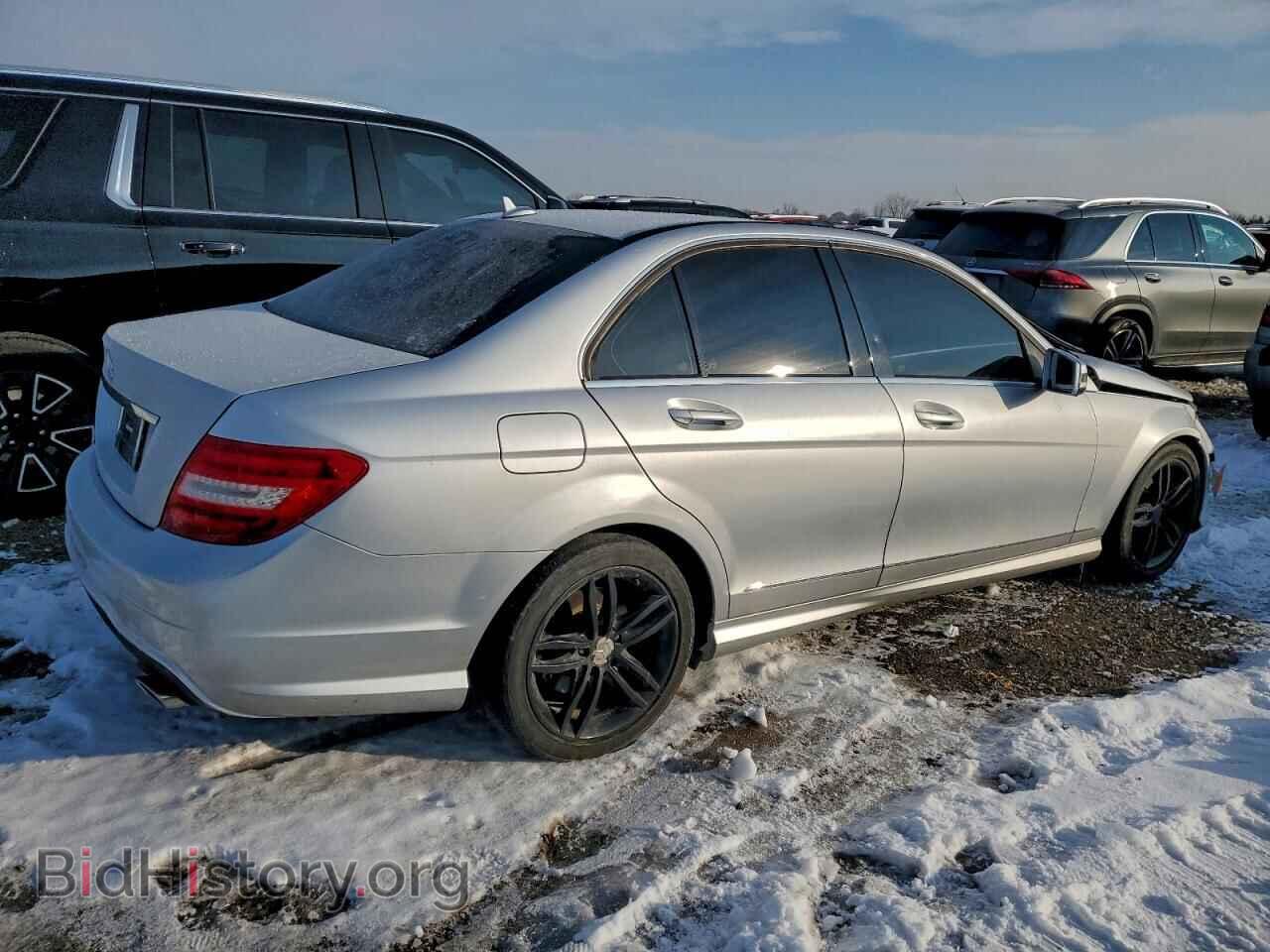 2012 MERCEDES-BENZ C-CLASS - VIN: WDDGF8BB0CR203003 - Фото 3