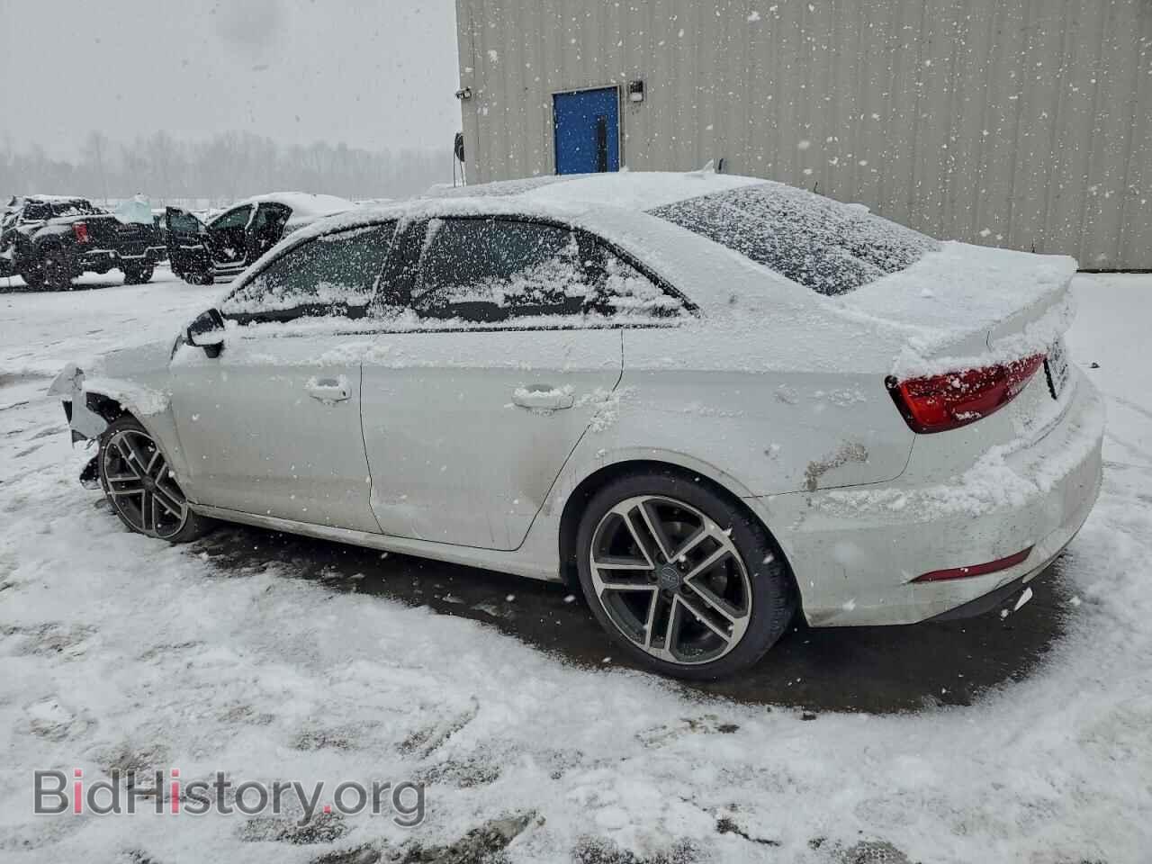 2018 AUDI A3 - VIN: WAUB8GFF1J1007442 - Фото 2