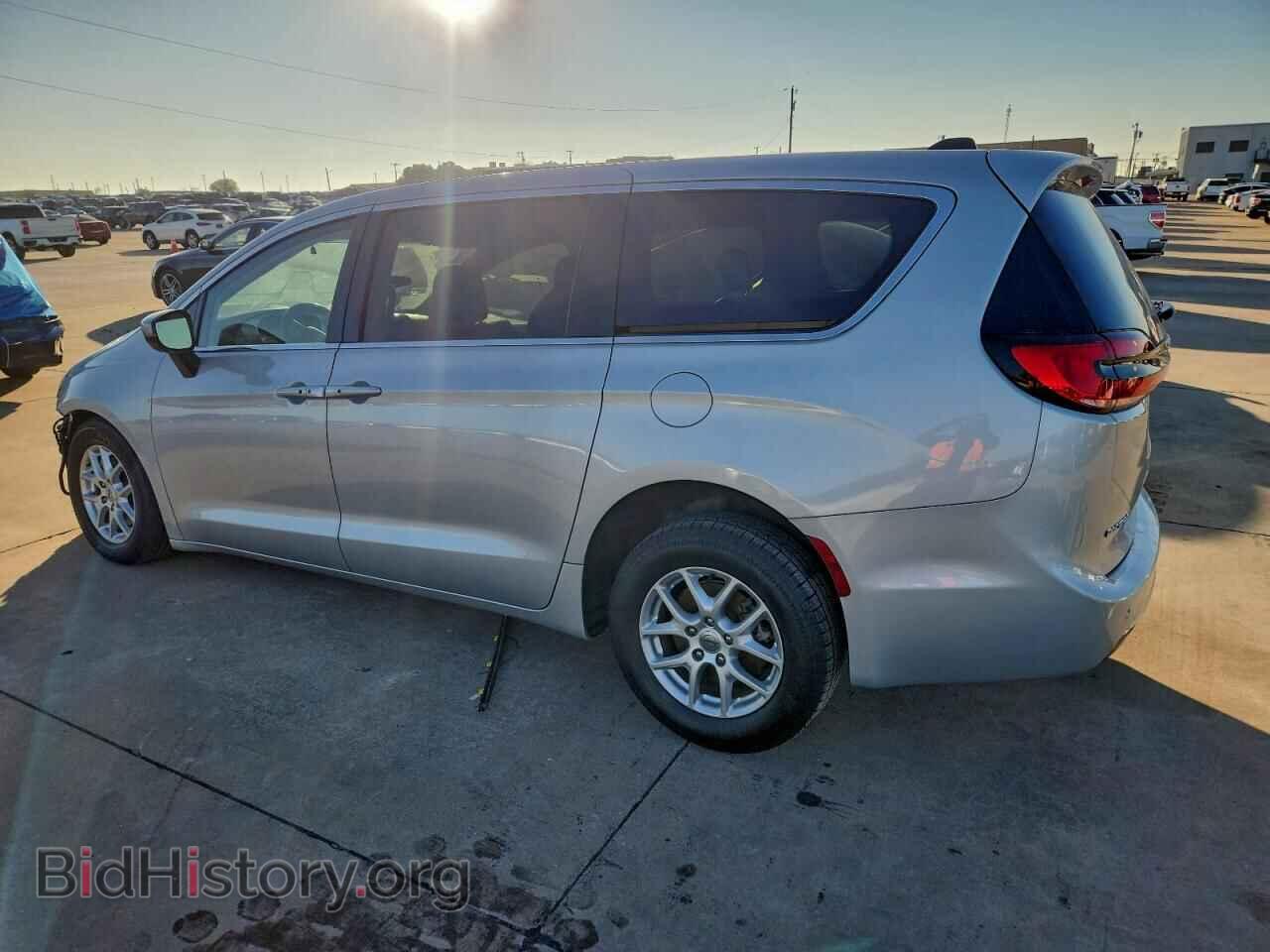 2023 CHRYSLER PACIFICA - VIN: 2C4RC1BG2PR578390 - Фото 2