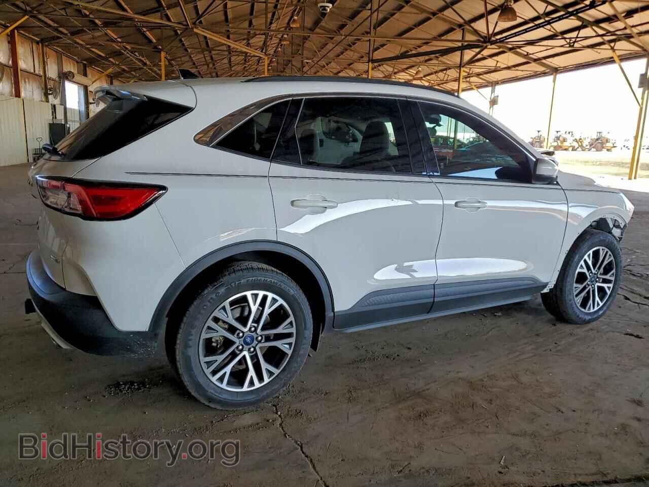 2020 FORD ESCAPE - VIN: 1FMCU9H9XLUA28129 - Фото 3