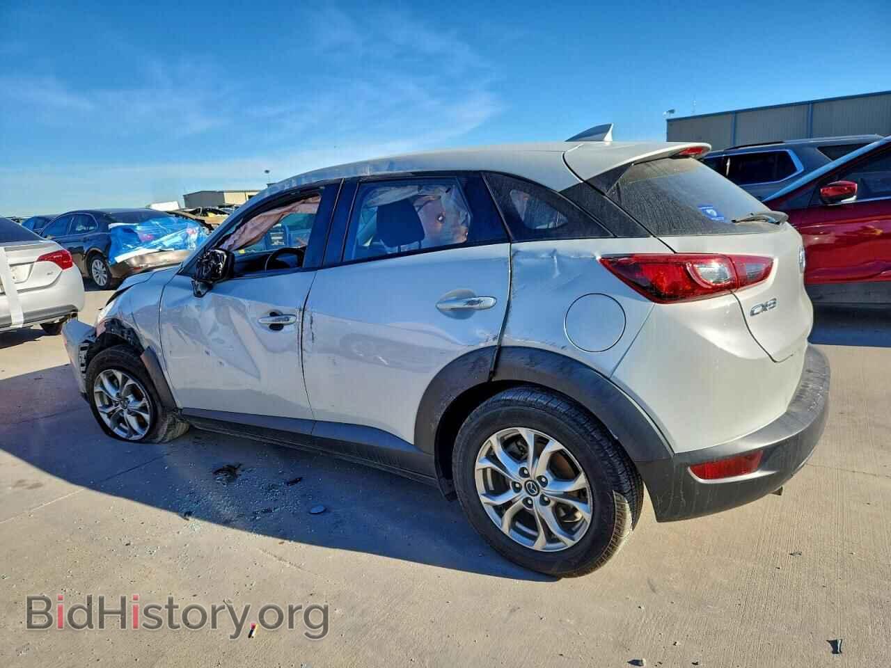 2018 MAZDA CX-3 - VIN: JM1DKDB73J0305992 - Фото 2