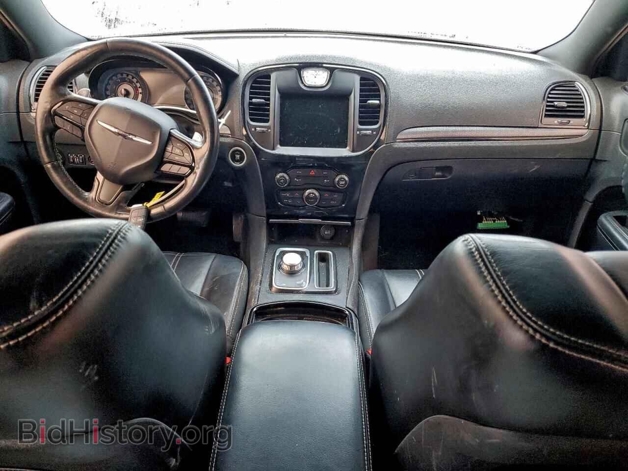 2016 CHRYSLER 300 - VIN: 2C3CCABG2GH212610 - Фото 8
