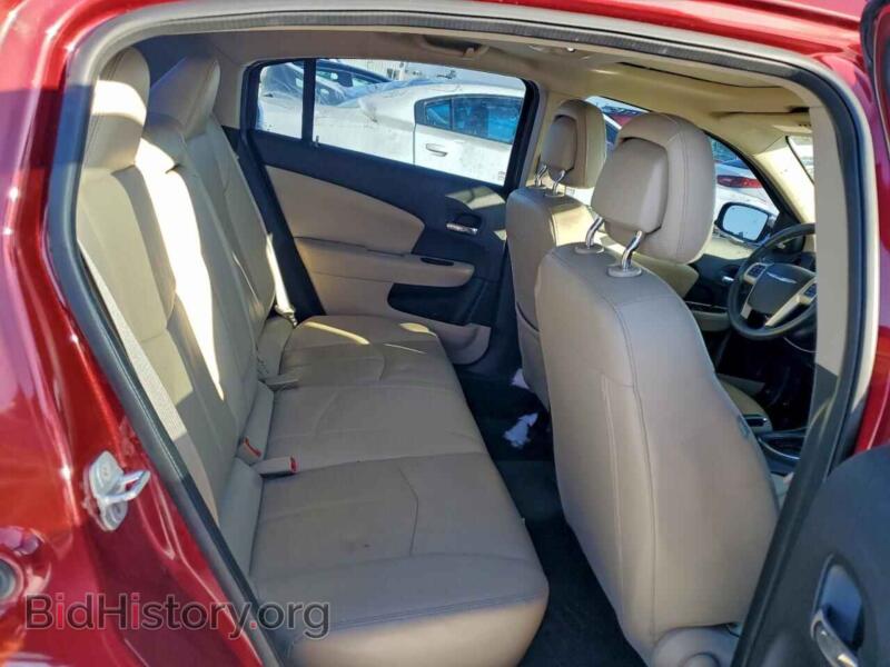 2012 Chrysler 200 (VIN 1C3CCBCG7CN188701) — photo 10 of 12