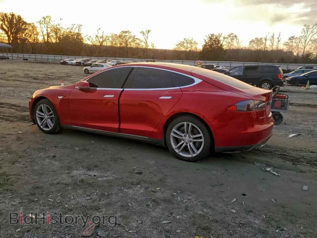 2014 TESLA MODEL S - VIN: 5YJSA1S13EFP35551 - Фото 2