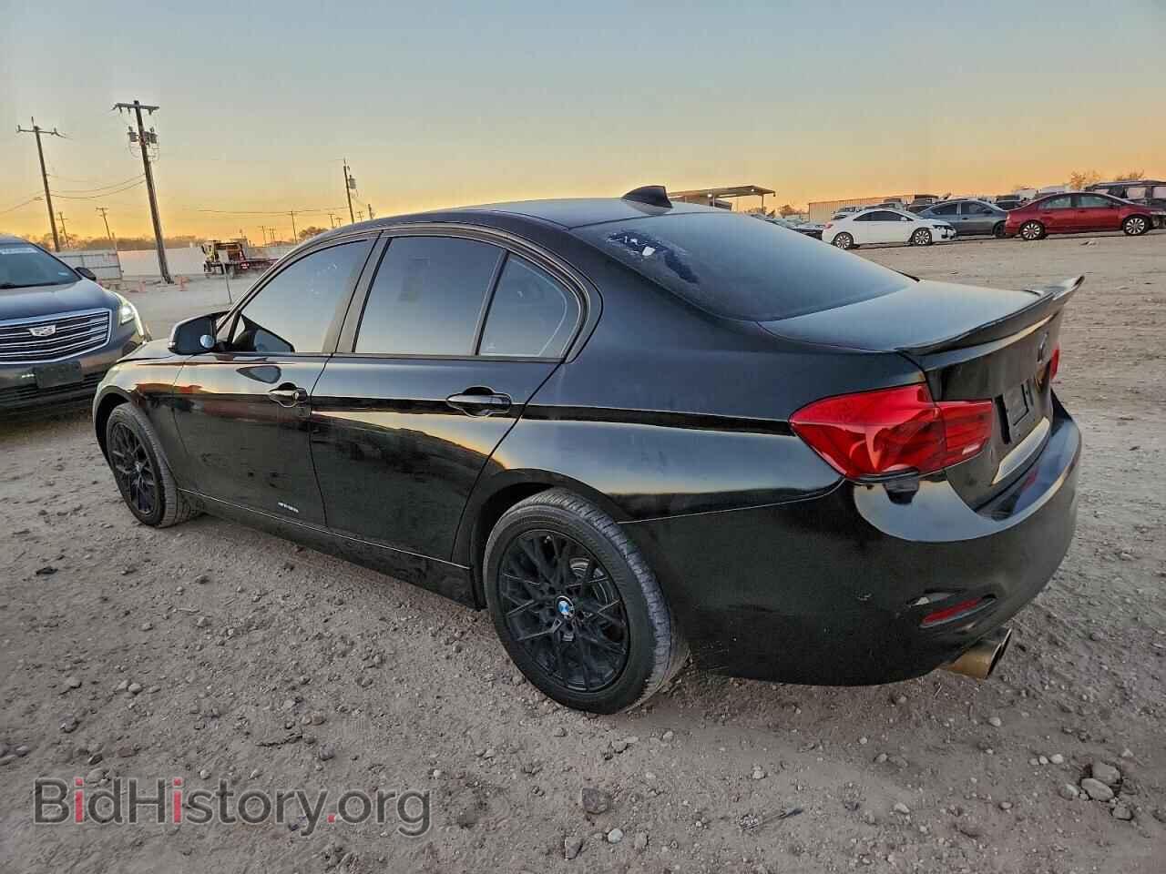 2017 BMW 3 SERIES - VIN: WBA8A9C32HK864328 - Фото 2