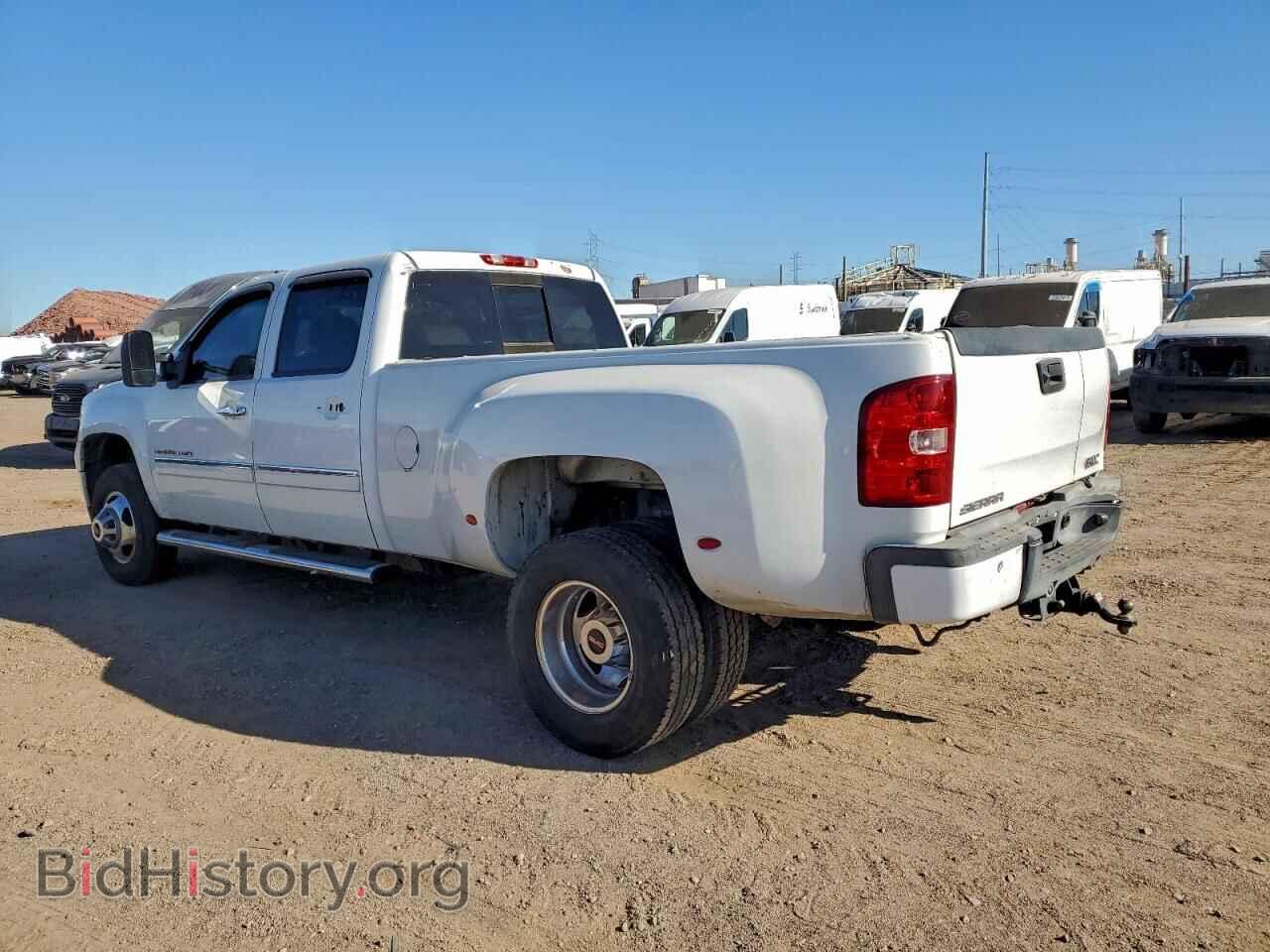 2014 GMC SIERRA - VIN: 1GT426C8XEF120876 - Фото 2