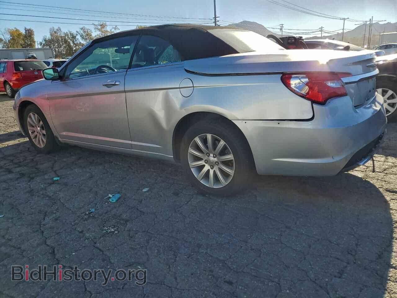 2012 CHRYSLER 200 - VIN: 1C3BCBEB2CN215655 - Photo 2