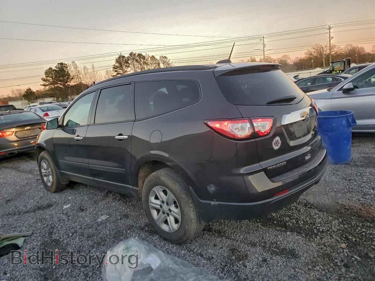 2017 CHEVROLET TRAVERSE - VIN: 1GNKRFED8HJ172108 - Фото 2