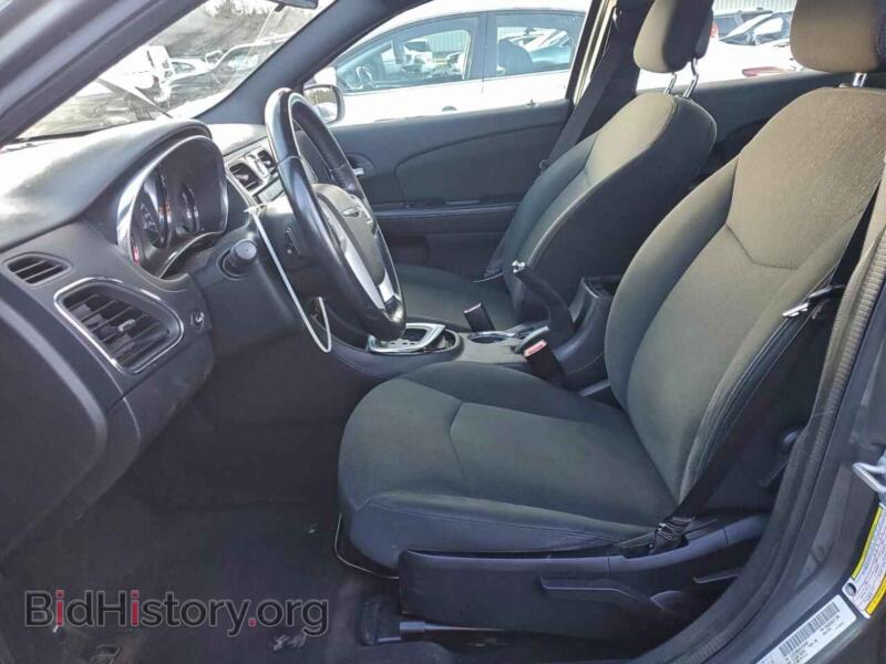 2012 Chrysler 200 (VIN 1C3CCBBBXCN150496) — фото 7 из 12